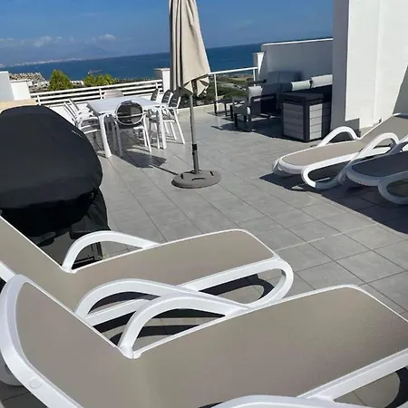 Nova Hotell *